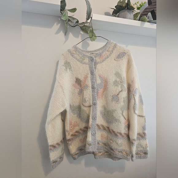 Liz Claiborne Sweaters - Liz Claiborne Ivory Floral Knit Cardigan with Pastel Accents